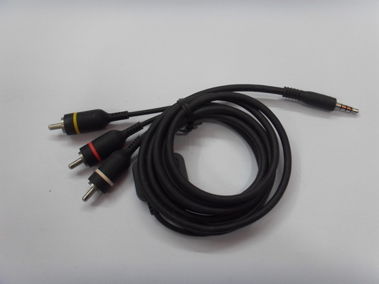 Données de transfert vidéo sortie AV voiture chargeur adaptateurs de câble USB 1,5 m pour iPod